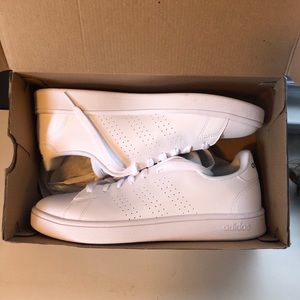 Adidas Advantage Base